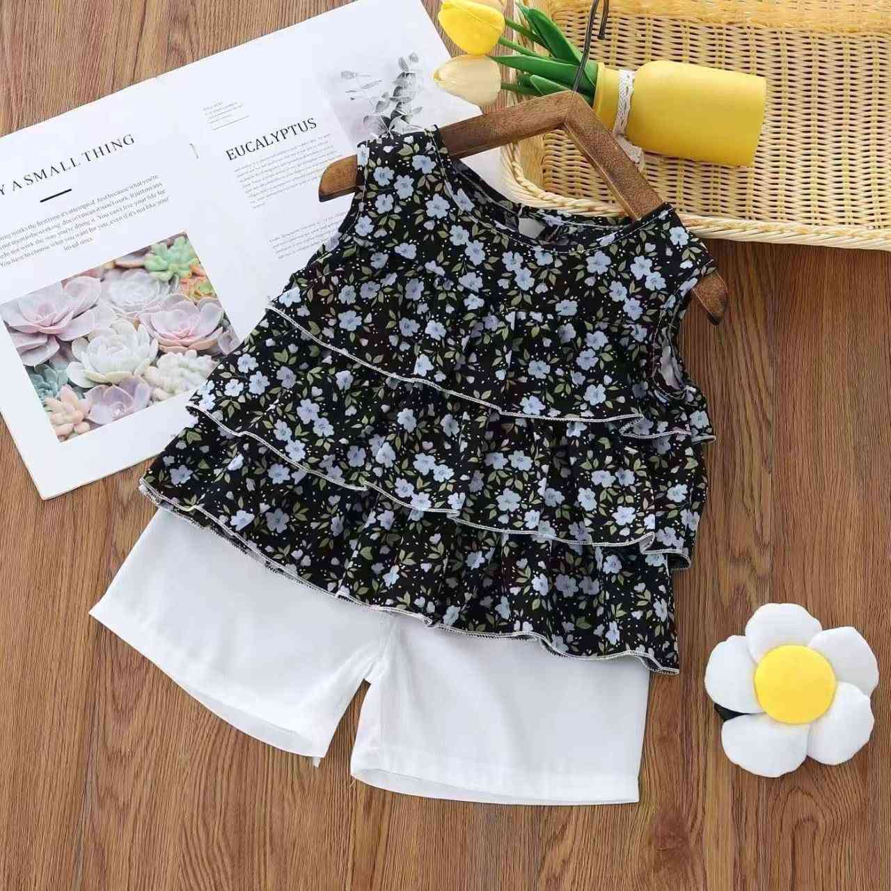 🌸 طقم  بناتي أنيق 🌸
إطلالة العيد  صيفية جميلة لبنوتاتكم 🤍
✨ قماش ناعم ومريح للأطفال
💰 السعر: 7000 دينار فقط
📏 القياسات: من عمر 1 إلى 5 سنوات
🍬 متوفر الآن في سكر وقطن لملابس الأطفال ☁️
نختارها لأطفالنا قبل أطفالكم 🤍
📍 العنوان: قضاء الحي – مقابل متنزه الزهور بالقرب من القائمقامية


**إذا كنت صاحب هذا الإعلان وتريد حذفه لأي سبب، رجاءا أرسل رسالة إلى الدعم الفني**