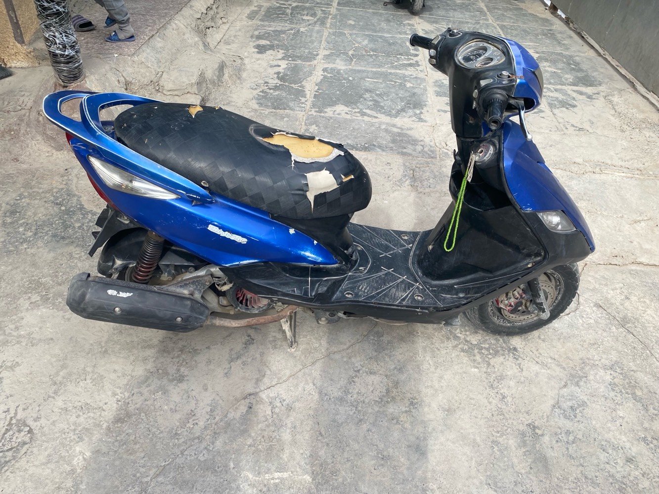 العنوان بغداد الكماليه
دراجه نضيفه 