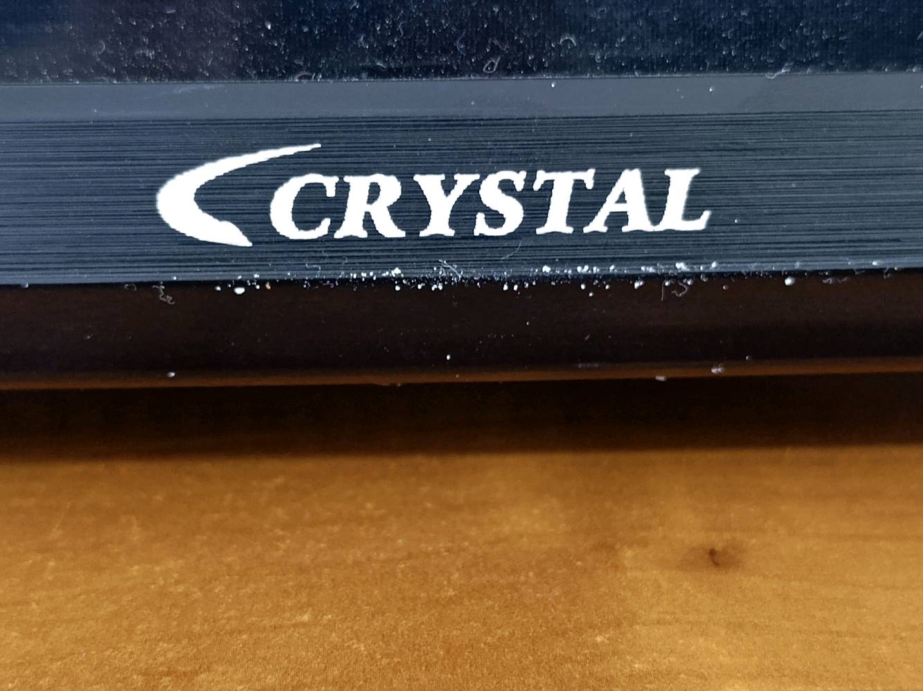 مساء الخير تحية طيبة
بلازما Crystal للبيع
•الحجم:٢٤ بوصة📺

•الرزلوشن/الدقة:768×1366 بكسل📲

•تحتوي على منافذ HDMI 🔌 الكيبل الاعتيادي الموجود في اغلب الاجهزة اذا حبيت تشغل عليه بلي ستيشن او اكسبوكس حتى الجيل الحالى من الاجهزة

•تحتوي على منفذ VGA🔌 اذا حاسبتك او الجهاز المستعملة جهاز قديم

•تحتوي على منفذ Avn🔌 اذا عندك بلي ٢ او ريسيفر قديم وتحب تستعمله عليه

ترهم ايضا ان تكون شاشة لاجهزة المراقبة🖥 اذا عندك محل📹

الجهاز في حالة نظيفة جدا لم يخضع لتصليح او ومازال لصقة ضمان عدم الفتح موجودة
ومعه زوج اقدام ستاند مع الجهاز

للامانة: يوجد القليل من الغموق في منتصف الشاشة ولكنه امر شائع ولا تستطيع ملاحظته الا اذا جنت مدقق حيل.
السعر:٧٠ الف دينار بيها مجال بسيط واني اجيبلكياه لا تحتار بالتوصيل (:
وادزلكياها ويه شركة توصيل اذا جنت خارج تكريت 