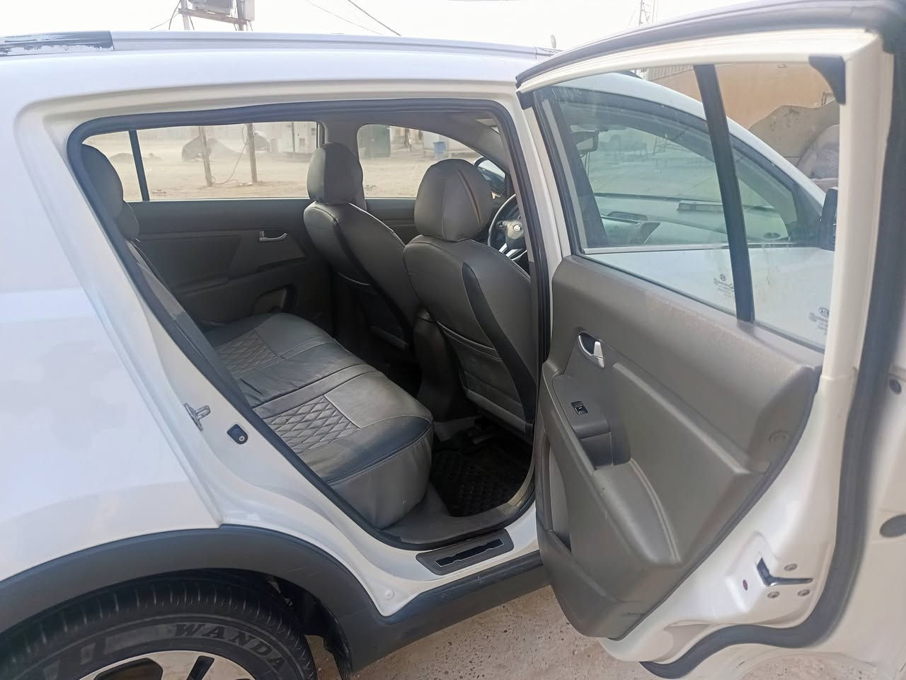 سبورتج 2011خليجي سياره جاهزه رقم بغداد انگليزي 
السونار مرفق بيهه ضربه بلجديد مامصورهه باب السايق
السعر 126 وبيهه مجال للشراي 
مكانها الكوت ***********
