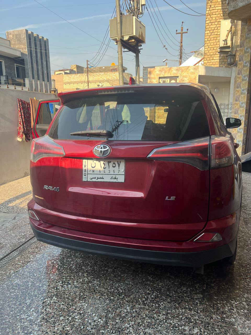 راف فور ٢٠١٨ LE
محرك ٢٥٠٠
ماشية ٧٩
لون ماروني
تحكم ستيرن جهتين
النظام Eco و Sport

المكينة والكير مكفولات بلادي
داخله كلين بدون حادث 
حادثها بالعراق باب خلف السائق 

مكانها بغداد – الزعفرانية
📞 ***********
واتساب + خاص
