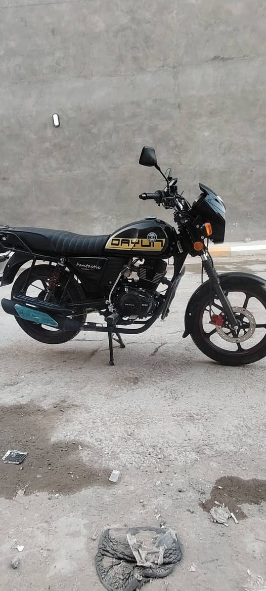 يا الله سلام عليكم
دراجه دايوان 2025 صارله 3 اشهر من طلعته من المعرض
يعني ماماشيه بعدهه بوضع البلاد
اللون المميز والمرغوب
محرك 200
سويج ابو السجينه 2
بصمات 2
تايرات فول نضافه
تانكي كشن فول نضيف
محرك ناعم بعده بوضع الشركه
رقم نكليزي سليمانيه باسمي شرط ثاني يوم تحويل
سعر 2650
رقمي ***********
متواجد واتساب
لمايعجبه لايكسر بحلال العالم
