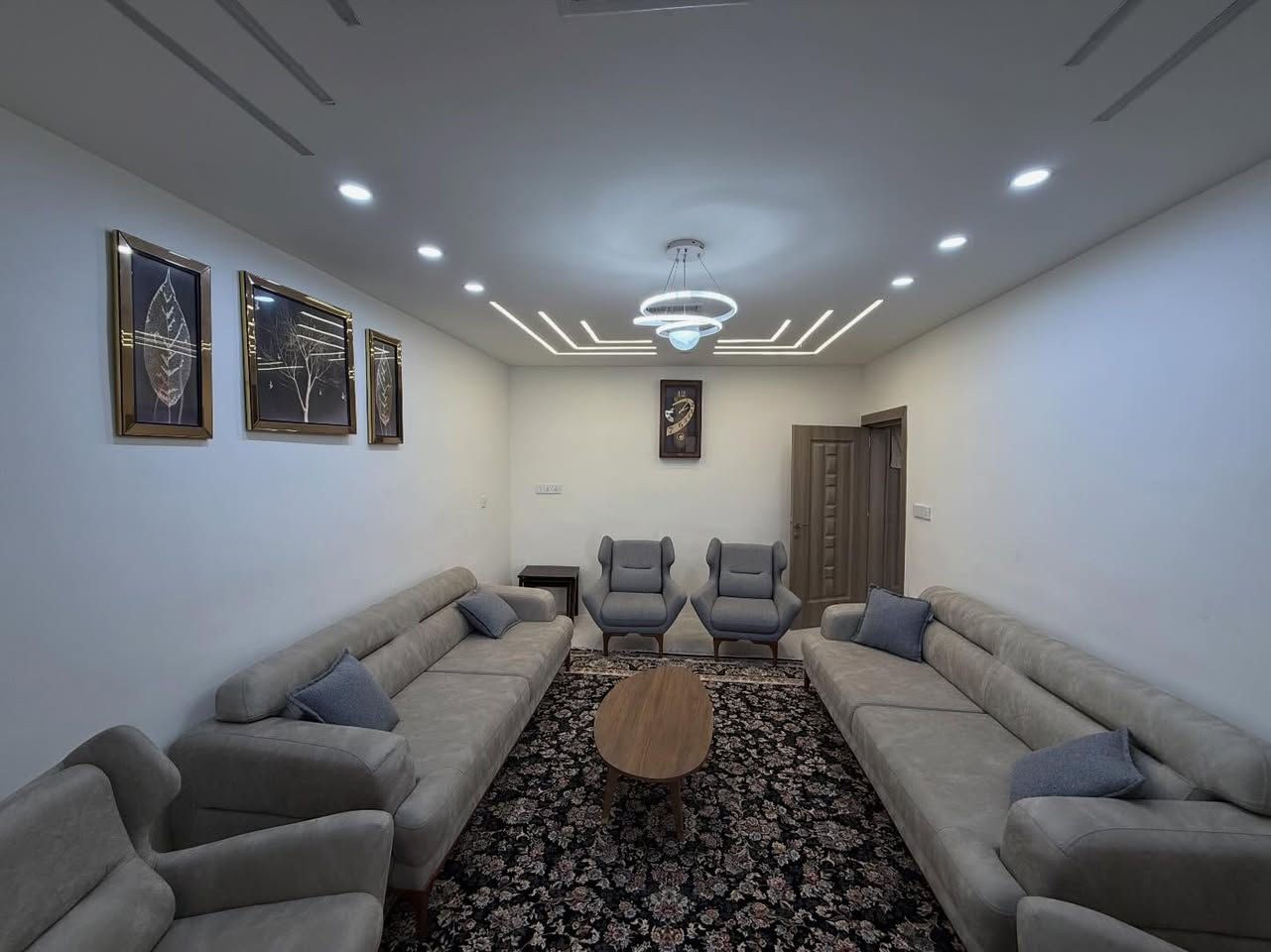 کۆدی ڕیکلام •256•

ناونیشان/📍/  حەمرین(کڵوجییەکان)

~~~~~~~~~~~~~~~~~~~~~~~

🏡خانوو بە #رووبەر١٦٢م🏡

💢٩بە ١٨

💢پشت نەخوشخانەی گەرمیان

💢رووی سلیمانی

💢 نزیک قوتابخانە 

💢کۆڵانی فروان

~~~~~

🔻ژووری میوان 

🔻هۆڵ

🔻ژووری نوستن 

🔻چیشتخانە

🔻مشتملات

🔻بەیتوونە

~~~~~~~~~~~~~~~~~~~~~~~~

💭بۆ زانیاری زیاتر کۆمینتک بکە

                             
•
•
•

⚜️بۆ زانیاری زیاتر پەیوەندی بـکـە⚜️

☎️*********** 
☎️*********** 
☎️***********
