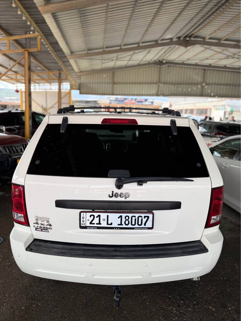 جێب لاریدۆ ٢٠٠٨
نمونە لەجوانی
تووڵ و بلاجکتۆر 
کامێراو شاشە ئایپاد
گێرو مەکینەو ئەکسل بەشەرت
سەنەوی بەسەرنەچوە
سۆنەرم داناوە

١٠٧ گەلاو کەمێک معامەلە
***********
*********** ڤایبەر السليمانية, العراق
