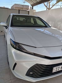 كامري قماره حديد زيروا رقم بغداد مالكها بغداد  السعر ١٨٣ اتصال ٠٧٧٠٩٢١...