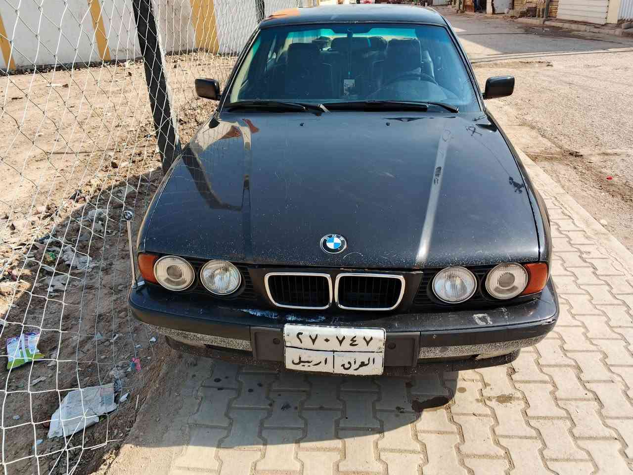 السلام عليكم ابيأم 525اللبيع  مديل 1991 مكينة مسكر حدادية/100/تخم تاير جديد كير جديد شرط  /مكاني ميسان العمارة ***********/السعر 55
