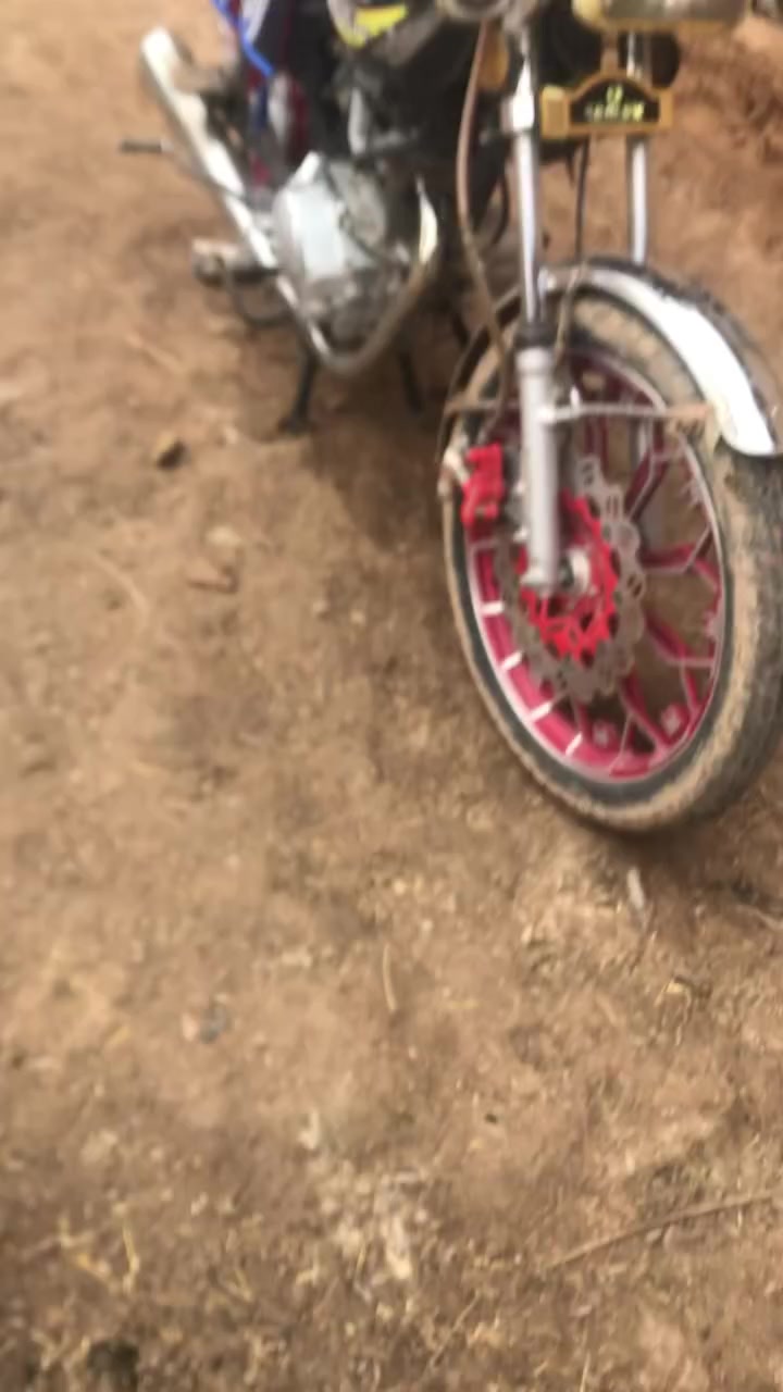 السلام عليكم درجة مودي 2024محرك 200السعر ٥٥٠ وبي مجال المكان ديالئ مروس حسب القنعة


**إذا كنت صاحب هذا الإعلان وتريد حذفه لأي سبب، رجاءا أرسل رسالة إلى الدعم الفني**