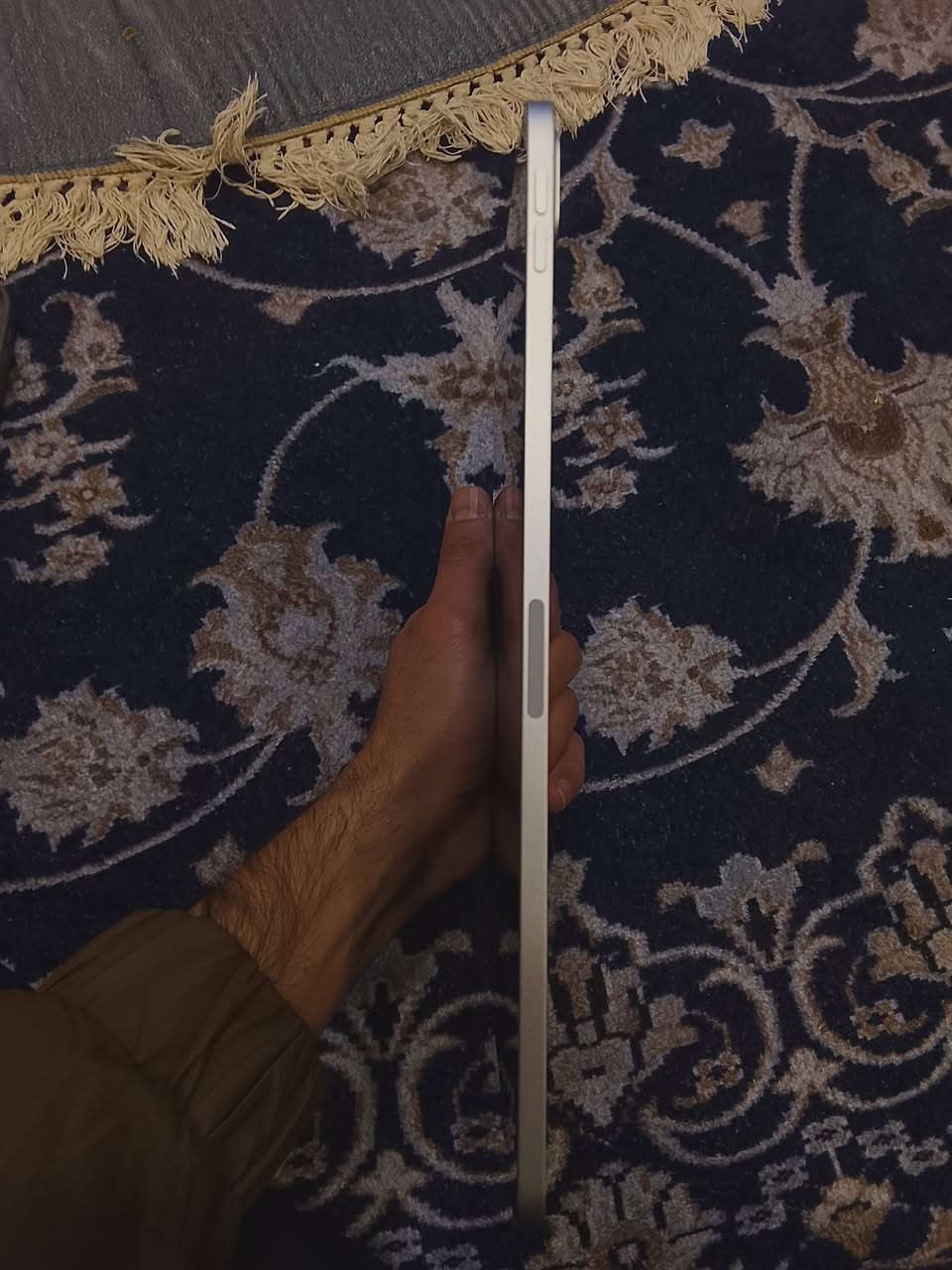 ايباد 11 برو معالج m2 ....

البطاريه 89   والذاكره 128...

الايباد شخط مابيه جديد جديد بمعنى الكلمه ..

متواجد فيس ..... ورجاء رجاء إذا أنته مو شراي ودور سوالف لا تدخلي ابد ... وربي يقول ولا تبخس الناس اشيائهم ... ميعجبك السعر لا تعلق ...

السعر 750 وبيه مجال وبخدمت الجميع 🥳


**إذا كنت صاحب هذا الإعلان وتريد حذفه لأي سبب، رجاءا أرسل رسالة إلى الدعم الفني**