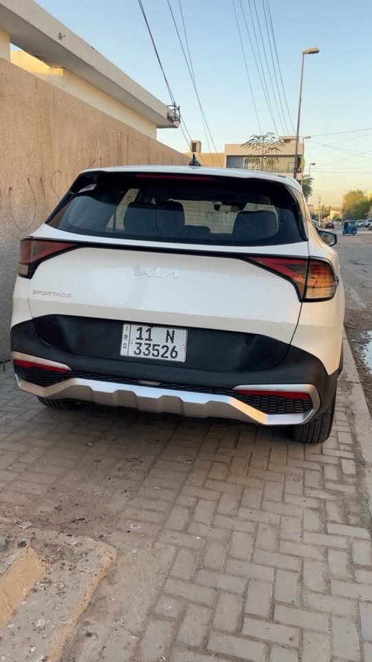سلام وعليكم سبورتج 23امريكي نص فول مواصفات رادار امامي خلفي كشنات تدفئ تحديد مسار قياده ذاتيه حادثها نص البنيد وجنطه تبديل اصلي بدون دواخل بدون ايرباك تبريد ثلاجه رقم بغداد مكينه المرغوب سعرها ب175 وبيها مجال قليل رقم الهاتف ***********
