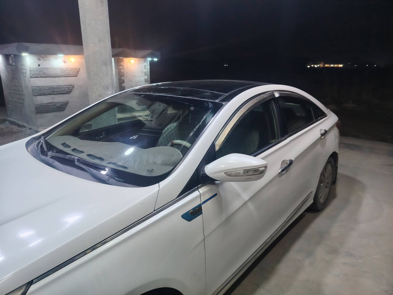 السلام عليكم ورحمة الله
سياره سوناتا خليجي ٢٠١١ ابيض صدفي بأسمي تحويل ثاني يوم

حاله السياره ممتازه من المحرك والكير

تعمل على نضام الغاز والبانزين

ضربه السياره فقط الجنطه شبر 

السياره بحاجه الى بوليش وترتيب بسيط
. المكان بغداد التاجي

السعر ١١٨   

***********
.

رفع المنشور بندا يا الله
