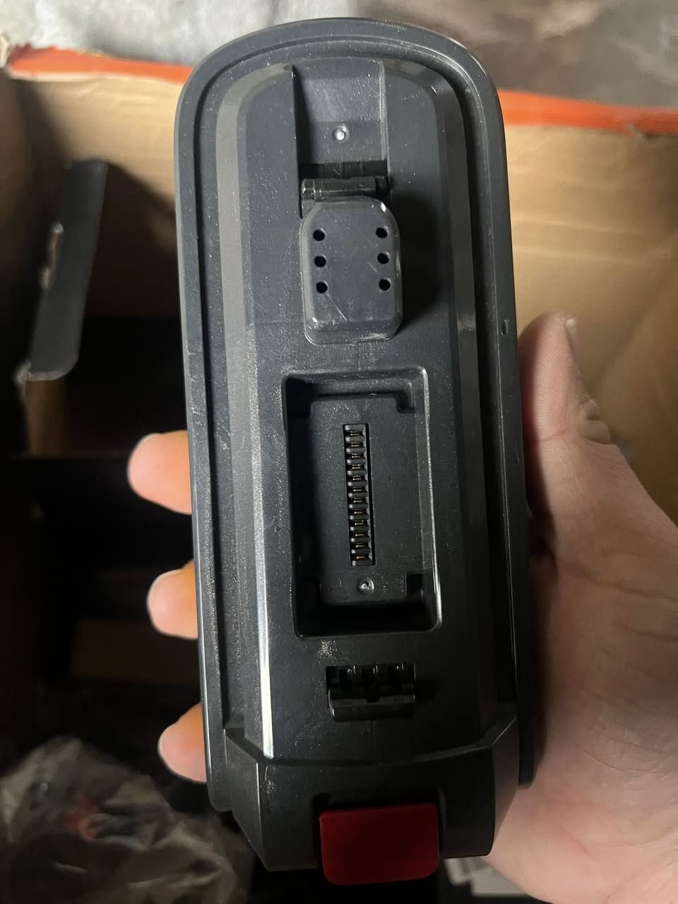 ٨ بطاريات شحن متوفرة الآن ⚡
من ٣ أنواع مختلفة وجميعها مضمونة العمل وبحالة جيدة.

🔋 فولتية البطارية: 29.6v
📦 الكمية محدودة

للاستفسار أو الحجز أرسل رسالة خاصة


**إذا كنت صاحب هذا الإعلان وتريد حذفه لأي سبب، رجاءا أرسل رسالة إلى الدعم الفني**