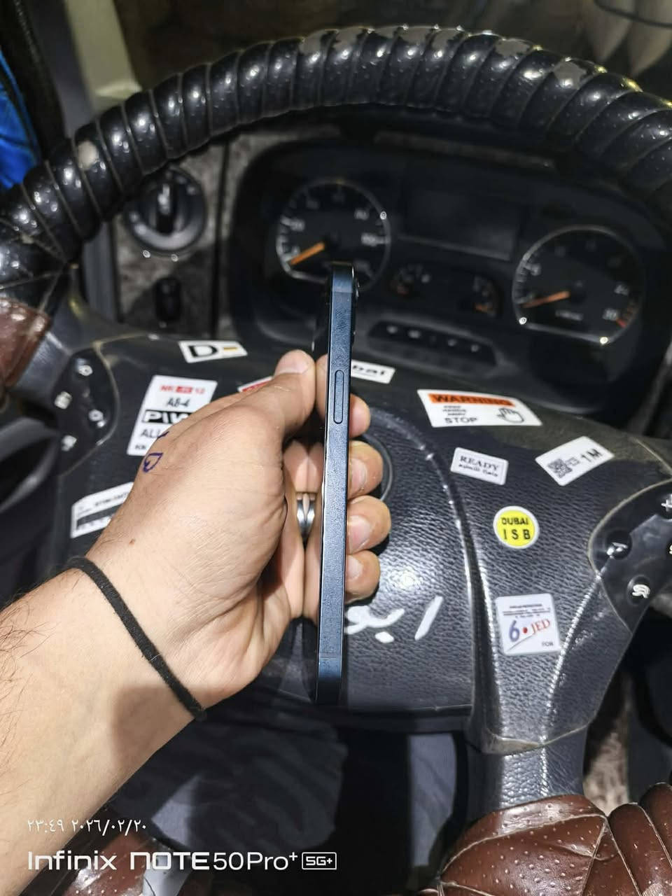 سلام عليكم آيفون 13عادي نورمان مبدل بي شي كلو بلادي ذاكره 128بطاريه 95جهاز فول نضافه فقط سيم عاطل وشرط يتصلح انطيك الجهاز ادفع سعر عجبني أبيعك تواصل واتساب ***********
