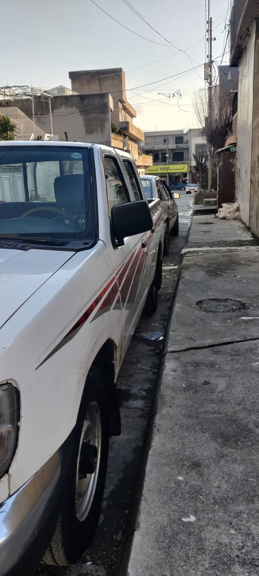 بەناوی خوا نیسان بۆفرۆشتن نرخی زۆر هەرزان   نیسان مۆدێل ٢٠٠٢تەبرید وپاوەر سەیەرەکە حیزام بۆیاغە بەشەرت سەقفوشانی بۆیاغی نەبێ وەرگەڕان بەشەر گێڕ و مەکینەو ئەکسلی بەشەرت سەیارێکی جائیزو ماڵی دۆستە هی ماڵی خۆمە سەنەوی تا ٢٠٣٠ نوێیە بەناوی خۆمە   نرخی ٧٦گەڵاو محامەلێکی برایانە *********** شوێن قەڵادزێ بشدار, السليمانية
