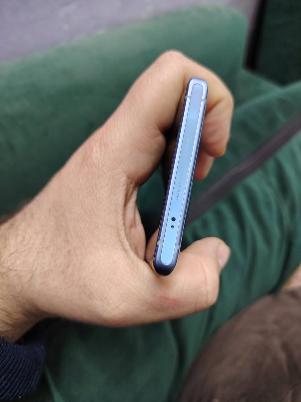 السلام عليكم جهاز فيفوx90 جهاز فوول الفوول معالج عملاق دايمنستي 9200 بالبوبجي 120فريم  ذاكره 256 رام 12+12 بالشحن فوول مايصرف الجهاز شخط مابي ماعده عدسة الكامره مكسوره  للبيع او للمراوس


**إذا كنت صاحب هذا الإعلان وتريد حذفه لأي سبب، رجاءا أرسل رسالة إلى الدعم الفني**