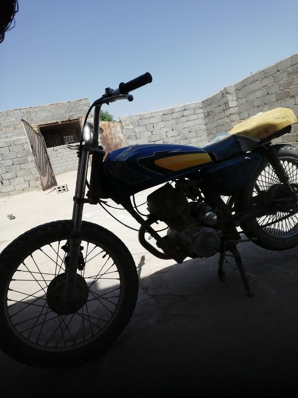 اربعه كير للبيع عليها محرك ستوته
عوزها بس كشن 125 وبيها مجال حك الجيه العنوان طريق كربلاء نجف عمود 711.@@ ***********
