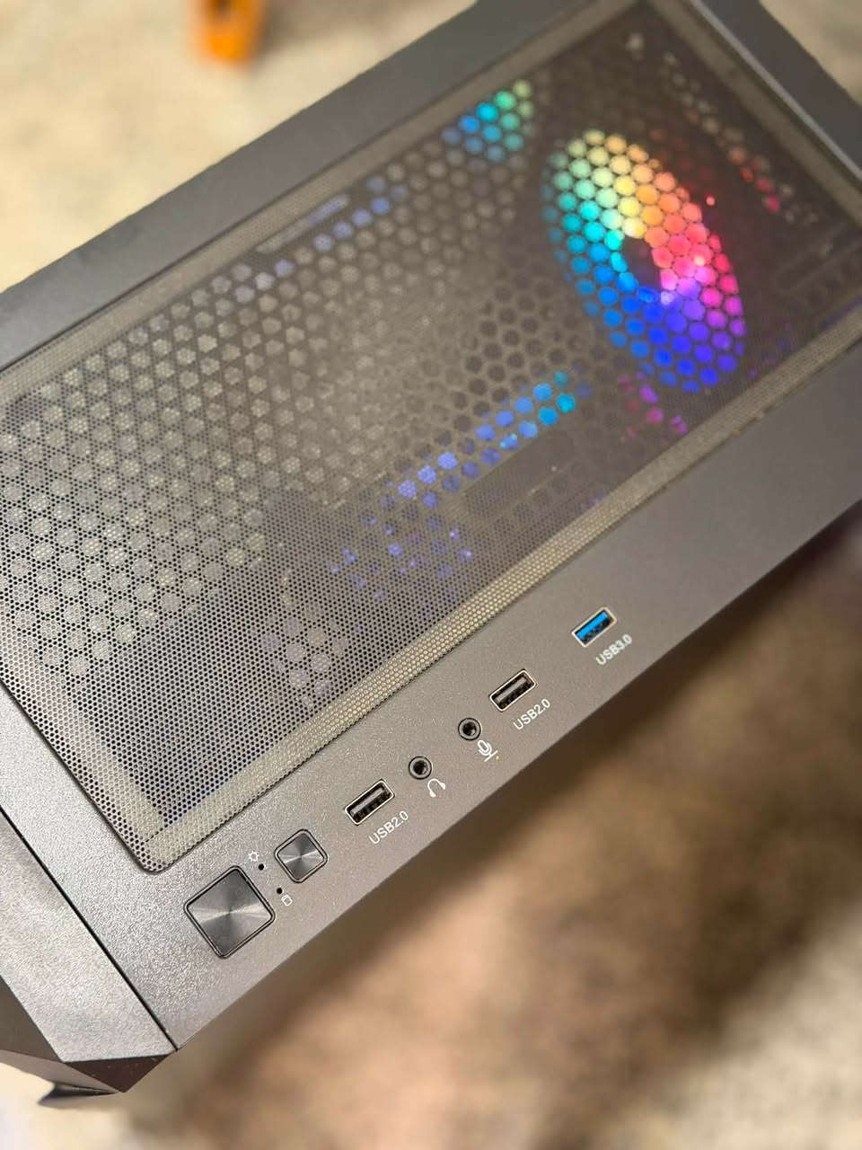 * Intel Core i5-10400F
* NVIDIA GTX 1660 Ti 6GB
* RAM 16GB DDR4
* تخزين 1.14TB (SSD NVMe + HDD)
الدورة الصحة
***********
متوفر توصيل
