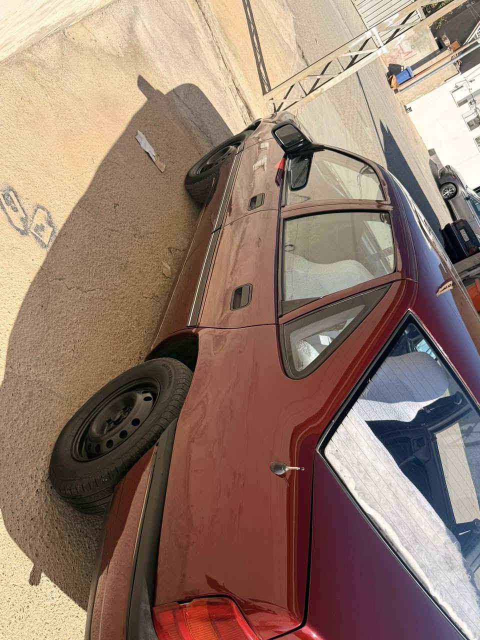 اوبل فكتره موديل 92 مشروع وطني سنويه جديده لل 28 دفتر بانزين بيها حجم16اربع تايرات جدد صدر جديد كهربائيات كلها شغاله مابيه ضرر السياره على وضع الشركه فقط مصبوغه للجماليه السعر 38
***********
