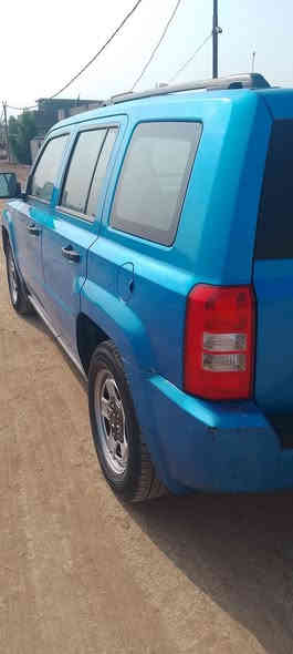 السلام عليكم جيب باتريوت ٢٠٠٨ رقم بغداد انكليزي سياره حلوه وكاعده صدر امامي خلفي جديد سياره كلشي بيها شغال مكان بغداد 80 وبيها مجال ***********
