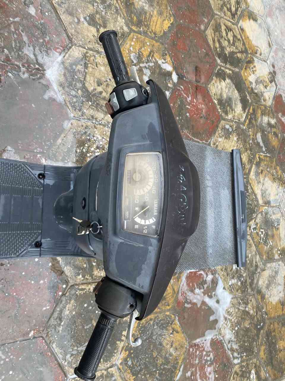 سلام عليكم دراجه للبيع ياماها امبدل كابريته دراجه حلوه نضيفه سعر 350 مكاني نجف كوفه
رقم الهاتف ***********
