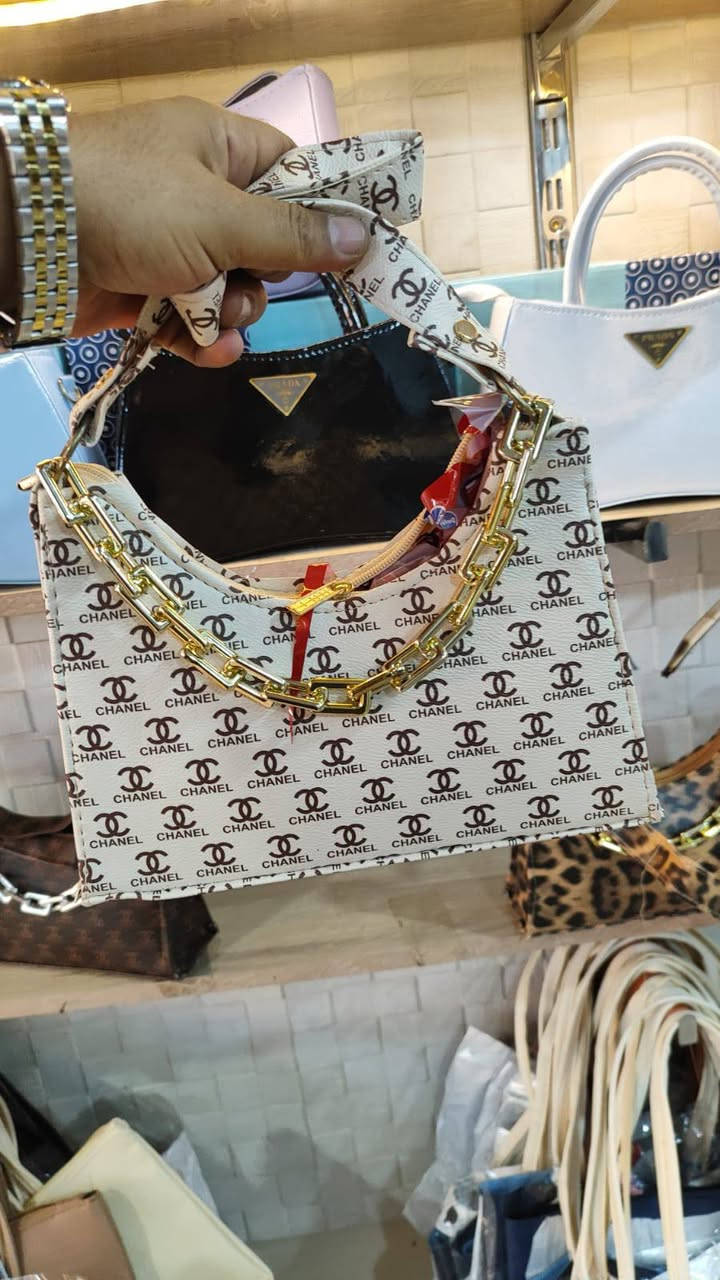 بنات لو تلحكن لو لا الجنطة ب 3ونص


**إذا كنت صاحب هذا الإعلان وتريد حذفه لأي سبب، رجاءا أرسل رسالة إلى الدعم الفني**