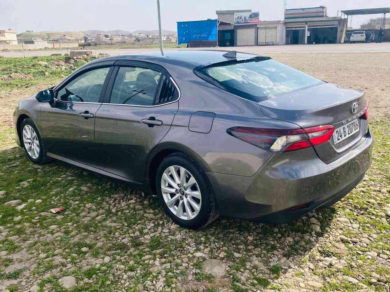 السلام عليكم 
للبيع كامري 2022 لون نفطي سياره نظيفه حيل 
مواصفات le
ضررها بس بوند تعديل وصبغ بدون معجون  ودواخل الشراي يتصل على الرقم
مكان السيارة موصل ناحية زمار 
 *********** 
***********
