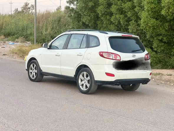 السلام عليكم ورحمة الله وبركاته
سنتافي 2011اصل ادوات ادوات كصه جنطه متومه رقم انكليزي سنويه طبق الاصل سياره جديده حداديه تبريد تخم تاير جديد مكفوله من الضربا والحادث محرك كارتون
شاشه اصليه تحكمات ستيرن جهتين
السعر 55وبيه مجال
ترهم مراوس أو بيع حسب الاتفاق ***********
*********** وبخدمتكم
