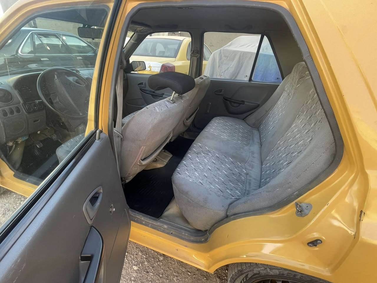 السلام عليكم 
سايبا موديل ١٧ السيارة معمرة شواصيها كير مكينة خير من الله صدر جديد السعر ٣٥ مكاني بغداد الدورة ***********
