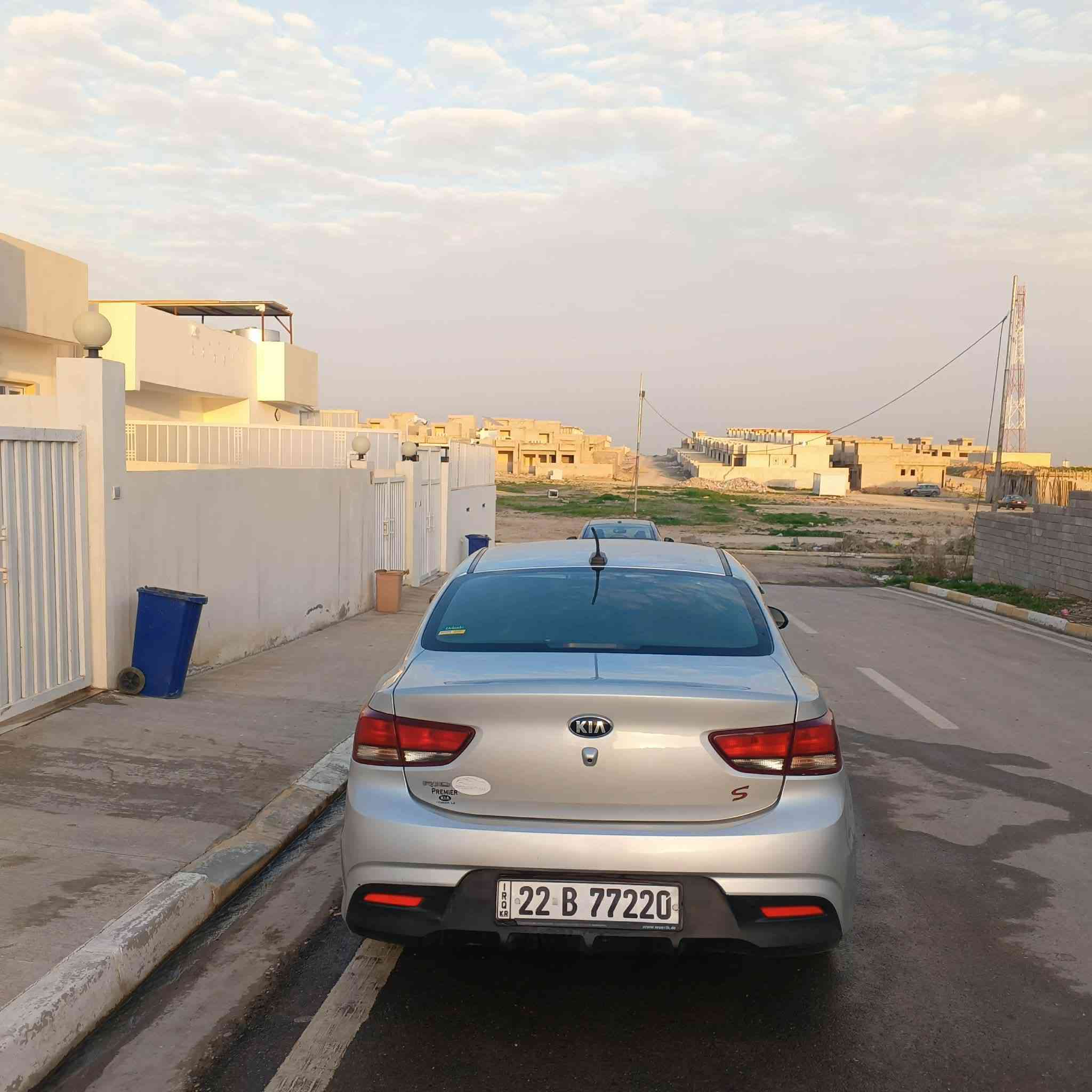 كيا ريو 2020
وارد امريكي 
كير At المرغوب 
ضررها نص باب الكدام وباب الوره معدل ومصبوغ وجاملغ كلها بصفحة اليمين 
ماشية 54 الف كيلو 
تخم تاير جديد 
حدادية خير من الله 
تبريد شغال وتبريدها خير من الله 
سيارة جاهزة من كلشي ترايك للبصرة ماتصرف دينار عليه
مكان السيارة الموصل مجمع عين العراق السكني 
سعرها (125) ورقة وبيها مجال للطيبين 
للتواصل ع الخاص او ع الرقم 

‭0775 909 0058‬ وبي واتساب
