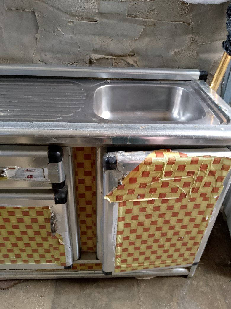 ويارات   كثير من ١١ متر سعرها بل ١٠ الف  سنكي بل ٢ و٤٠ الف  تفزيون بل ١٥ الف درج بل ٨ الف حديده هواي نباع مجمعيات    تنور مل صلاة


**إذا كنت صاحب هذا الإعلان وتريد حذفه لأي سبب، رجاءا أرسل رسالة إلى الدعم الفني**