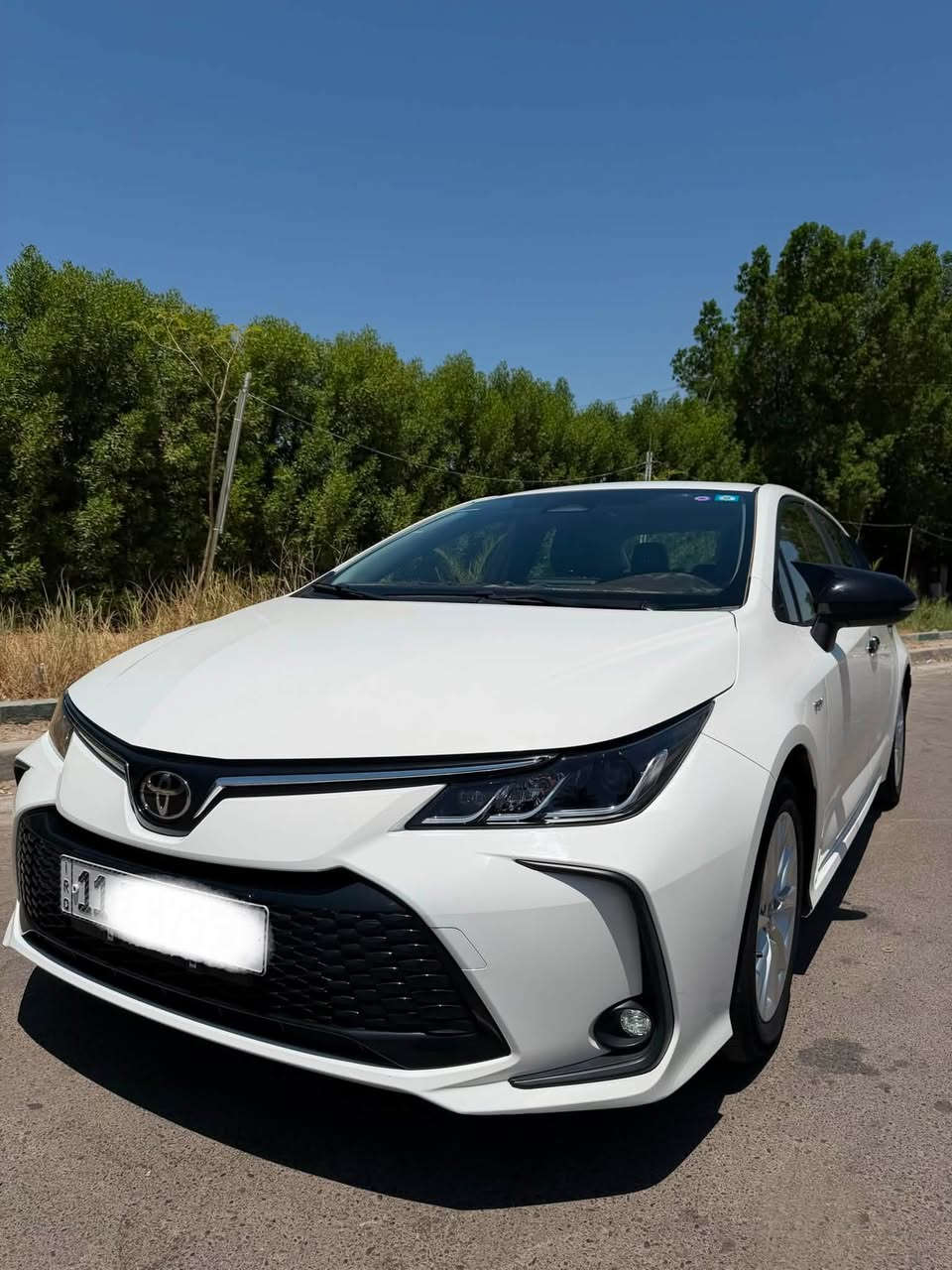 تويوتا كورلا هايبرد 2025الشكل الخليجي
محرك 1800
عداد المسافة.27
كشنات جلد 
تحكم ستيرن 
شاشه جبيره 
وبعد اكو هواي مواصفات… 
مكاني بغداد.الرصافة 
مرقم بغداد كامل بسمي 
والاستفسار ***********
