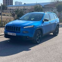 جيب بزون • ٢٠١٧ • ماشي ٩٠٠٠٠