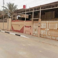 الجمعيات حي الخليج العربي • ٢٢٠م • كراج سيارتين