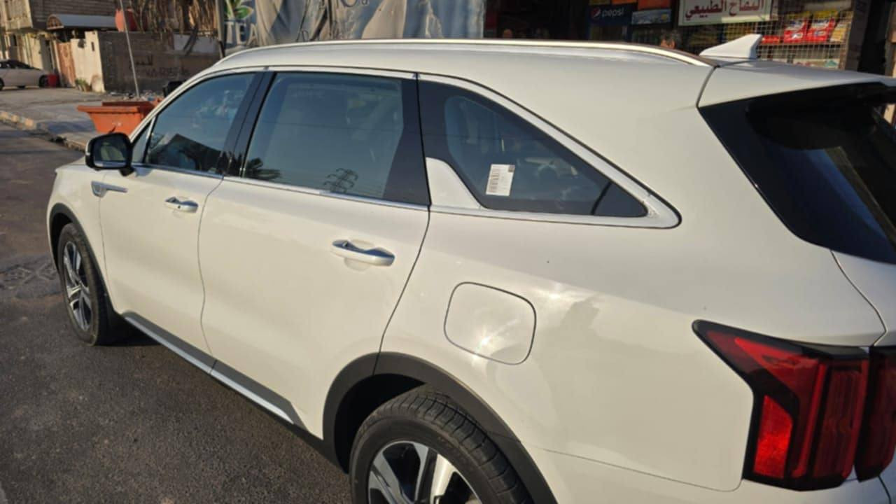 السلام عليكم سيرنتو مديل 22 فووووول واحد علا واحد ماشية 90 الف رقم اربيل دولي السيارة بيهة بخشم الجاملق فقط والباقي كفالة عامة عنوان كربلاء ***********السعر 282 ورقة السونار مرفق
