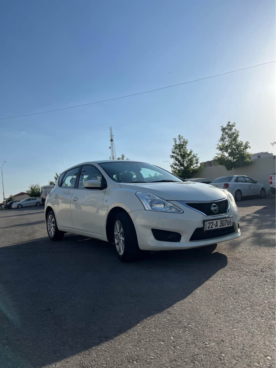 نیسان تیدە مۆدێل ٢٠١٤ سەیارەیەکی
زۆر خاوێنو کەم
مەسروفە ٢٣٠هەزار کیلۆمەتر رۆیشتوە هیچ سبوغی نیە هەموو گیانی بەشەرتە بێ تەقەو رەقە هەمووی بەشەرت نرخی ١١٤ وەرەقەو معامەلەیەکی کەم 
0750 462 4747 شقلاوة, أربيل
