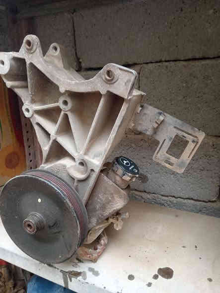 سلام عليكم
#غراض تفصيخ جديد ونضيفة 
جعمقة مال ستيرن 
باور ستيرن بورين
هوك خلفي وسبير. 265/75/16 بي تاير ياباني جديد
مكاني ناصريه
***********
