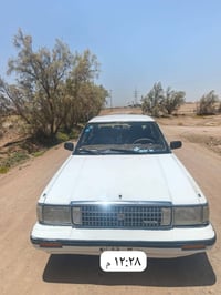 كراون سيدان • ٨٩ • رقم بغداد