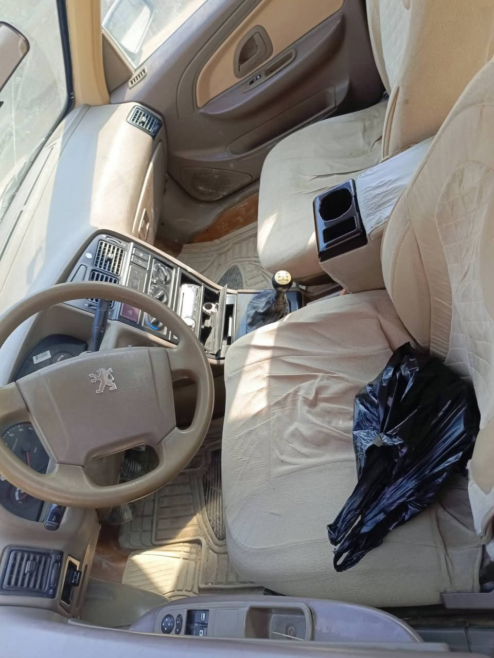 السلام عليكم سياره بيجو 405 للميس
موديل 16 رقم نجف  مكفوله كفاله عامه حتي من لخياس كلهه شغاله حتي تبريدهه مداور ثاني يوم راعيهه يريد مداور  
لمكان نجف مكلف بنشر 
***********
