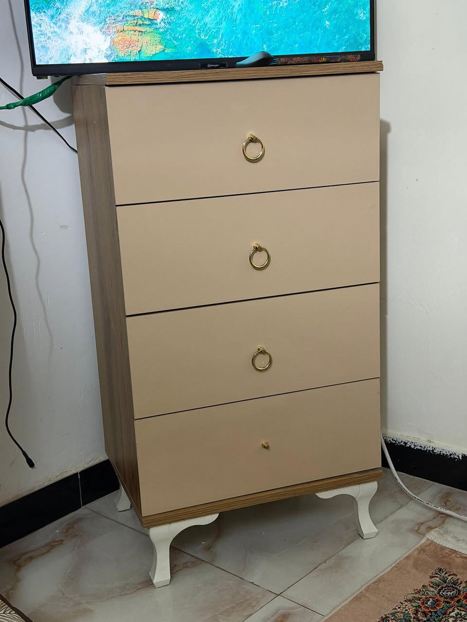 غرفه تركي ٦ قطع ٤٠٠ وبيها مجال  مكاني بغداد ناحيه الوحدة استعمال ٦ شهر


**إذا كنت صاحب هذا الإعلان وتريد حذفه لأي سبب، رجاءا أرسل رسالة إلى الدعم الفني**