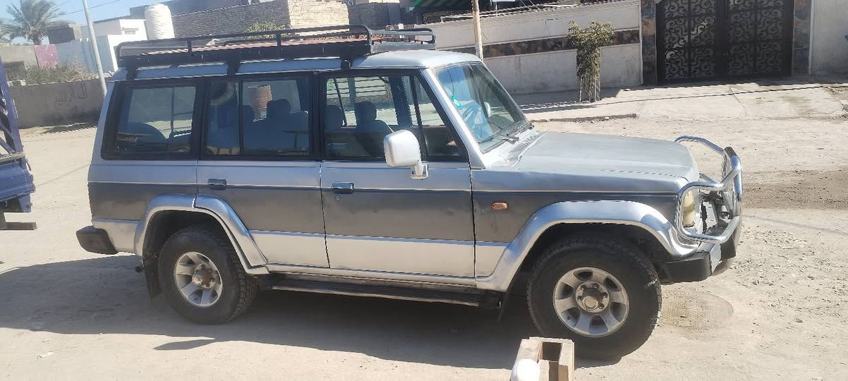 كالوبر للبيع موديل ٩٣ رقم بغداد مشروع وطني مكينه وكير كورسيده سياره جاهزه سعرها ٤٣ بيها مجال قليل ***********
***********
