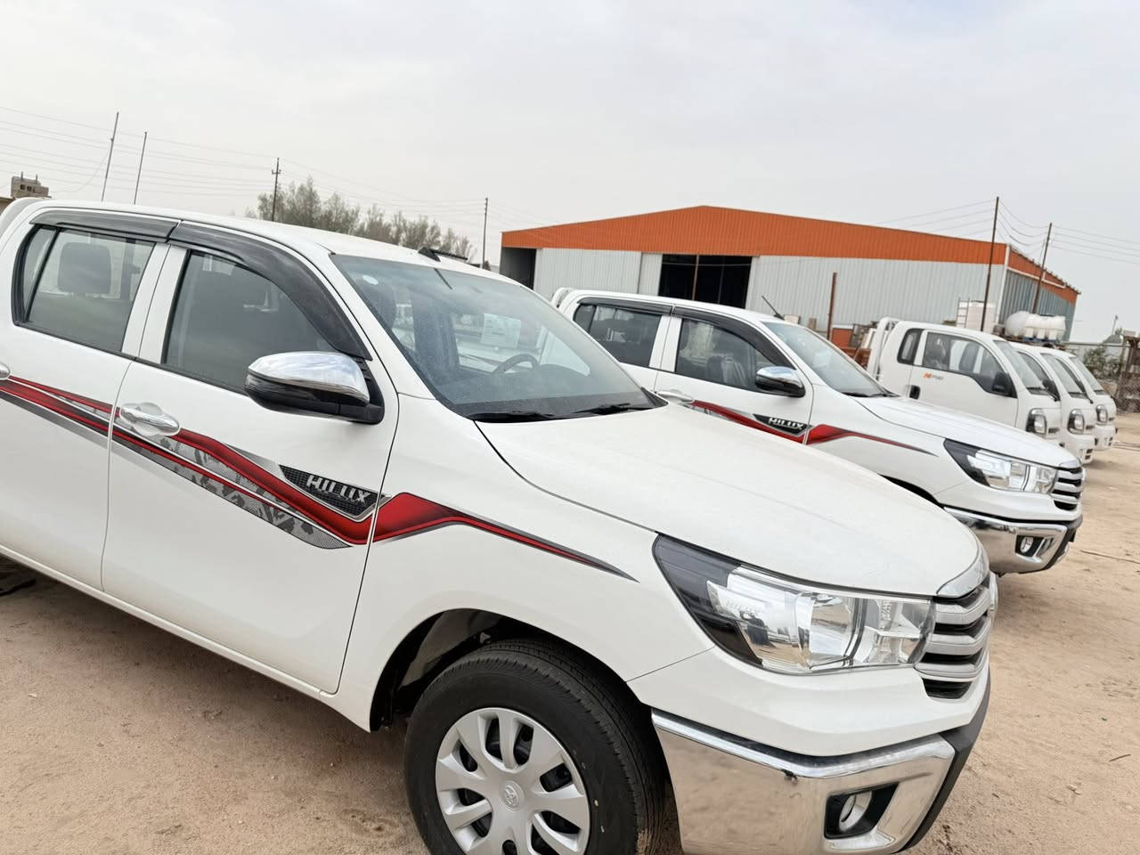 هايلوكس 2025 كير عادي ماشية 4 الف كيلو سيارة مكفوله من الزلغ  بدون رقم تترقم جميع المحافظات  تريد ارقملك بأسمك موجود  8 تبديلات دهن مجانية 
السعر بدون رقم 236 ورقه 
السعر مع الرقم 249 ورقه  مكاني البصرة سفوان 
***********
***********
