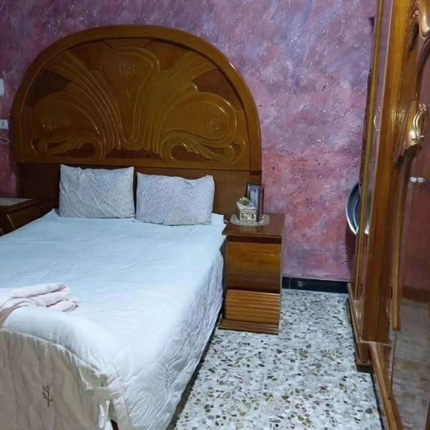 إعلان ……….. ٨٥

للبيع بيت زراعي

مساحة ١٠٠٠م الف متر شارع خاص بالبيت حصرآ وقرار كامل تبليط 

واجها ٢٥م ونزال ٤٠م تبعد عن الشارع العام ٧٠م فقط

موقع تجاري وأستراتيجي

العنوان خلف معلق قطار ال معالي طريق مصفى النفط 

على شارع عام السايدين 

وجميع الخدمات متوفرة 

السعر الكلي 85 مليون

للاستفسار أتصال على الرقم

***********
