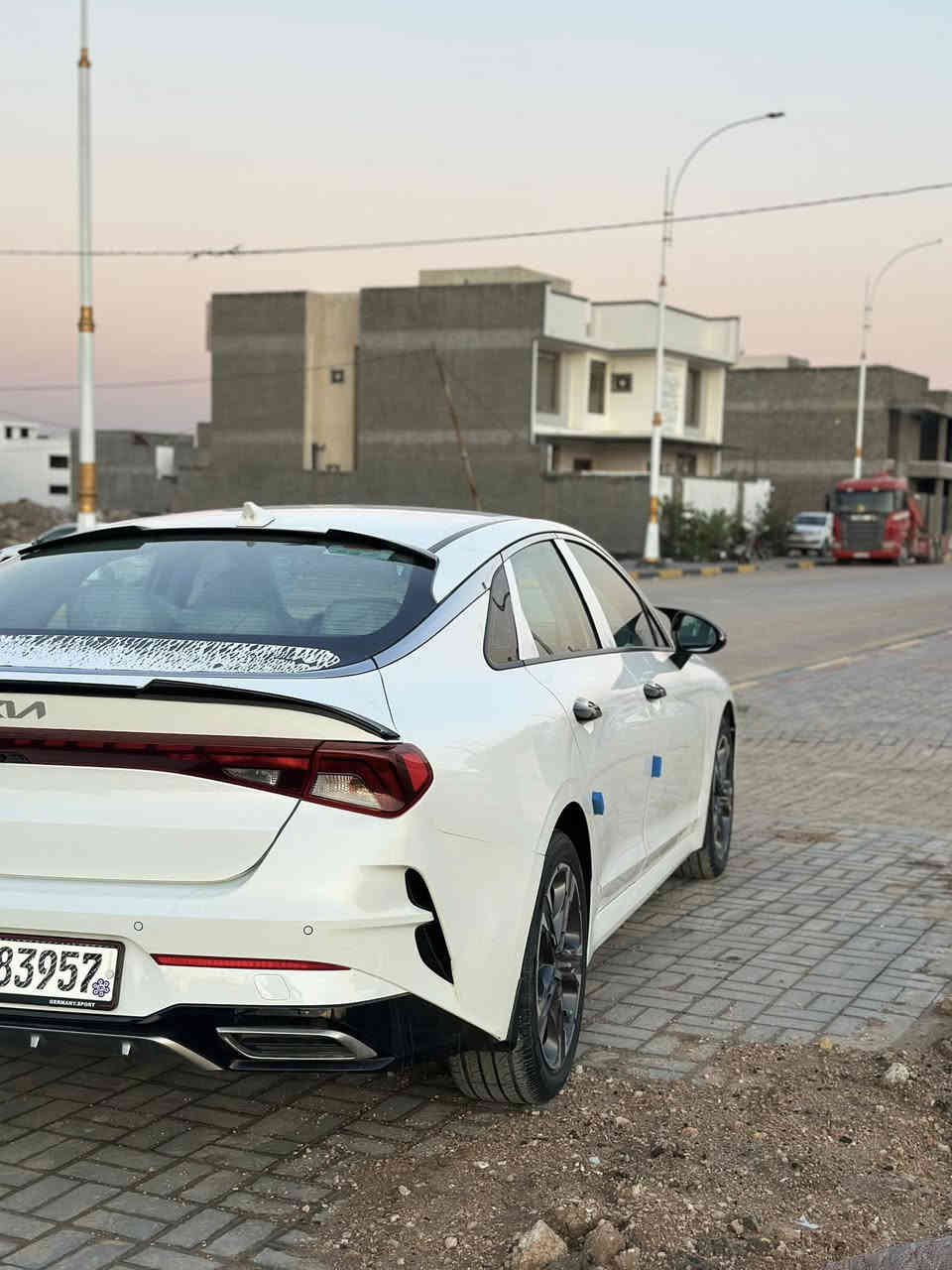 سلام عليكم 
كي فايف 2023 خليجي فول مواصفات عدا البنوراما رقم بغداد انكليزي بصمه تشغيل عن بعد كشنات كهرباء مري شفط مود درايف مكان السياره سماوه المركز ***********
