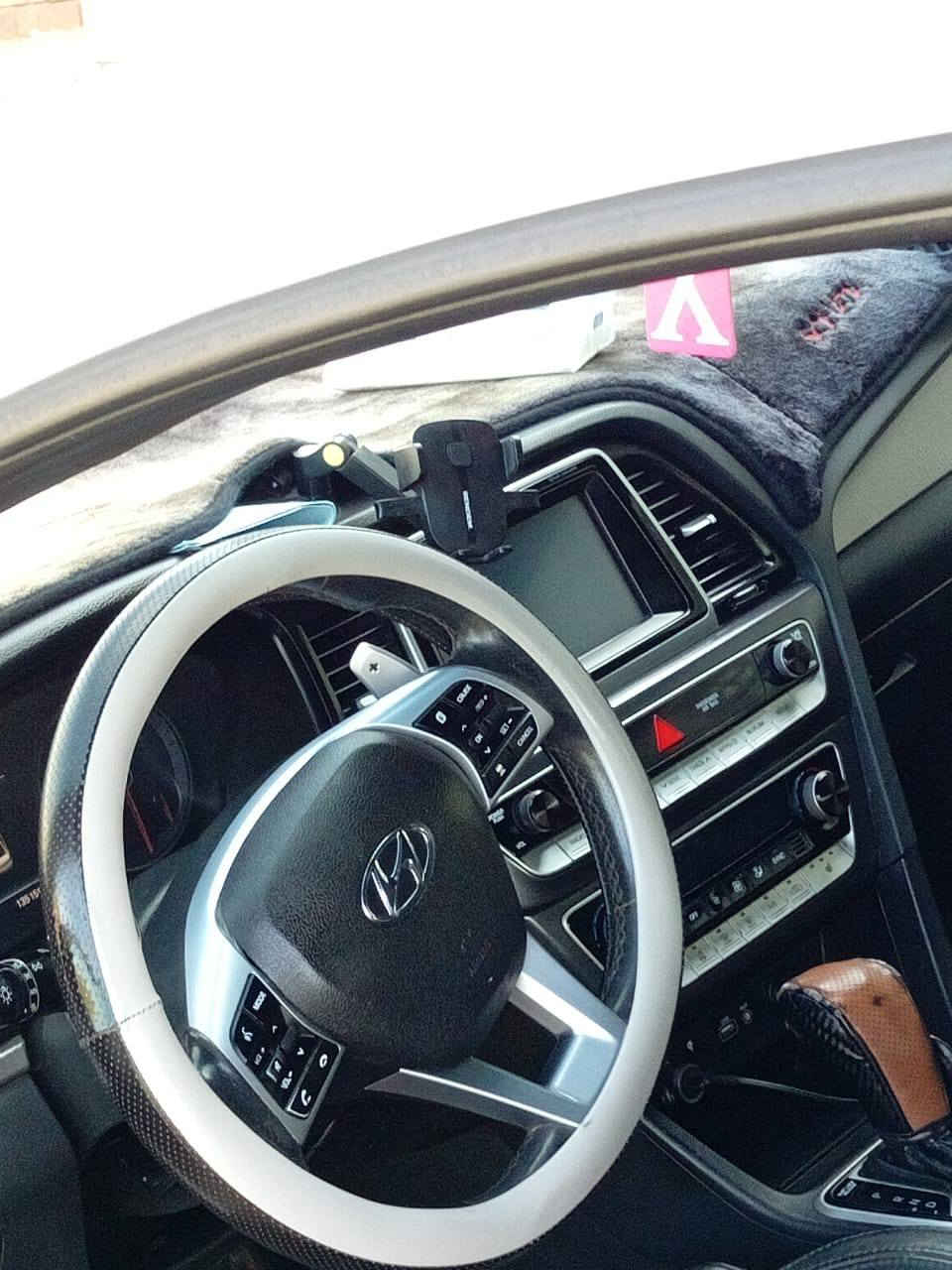 سوناتا 18لبيع محرك جيدي اي لبيع
السعر135بي مجال مكان سياره انبار الكرمه 
رقم ***********
