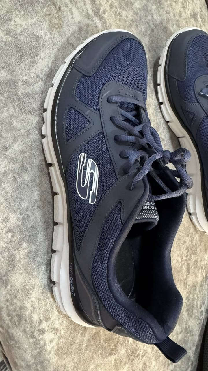 سكجر  جديد. مملبوس   واصلي وليس كوبي


**إذا كنت صاحب هذا الإعلان وتريد حذفه لأي سبب، رجاءا أرسل رسالة إلى الدعم الفني**