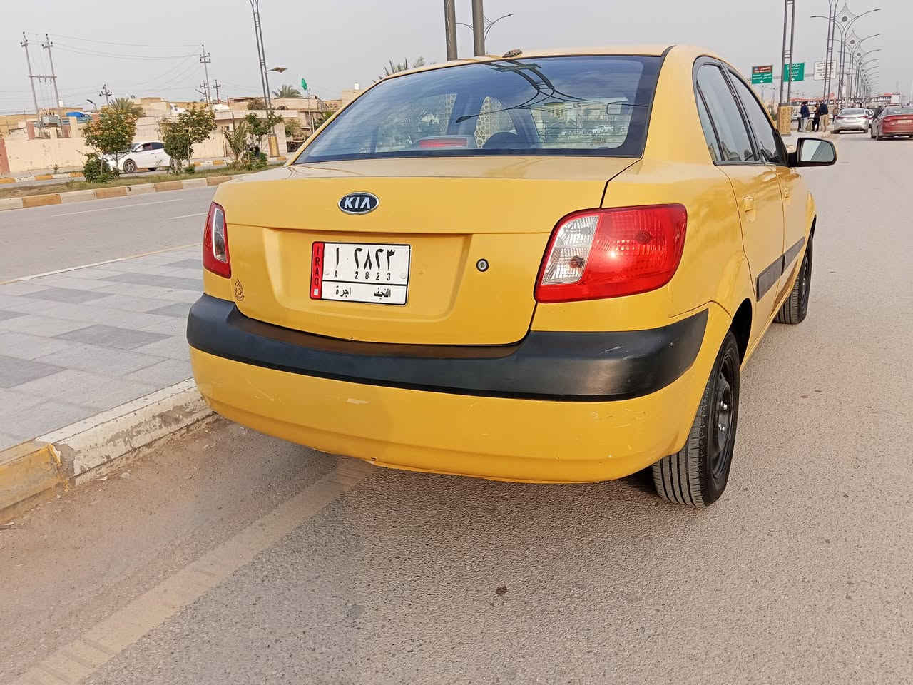 السلام عليكم للبيع كيا ريو 2009 امريكي سيارة مكفوله ما عد البنيد مبدل من أمريكا بدون دواخل سيارة جاهز شواصي مكفوله ما بيهن خياس للتواصل على الرقم ***********
