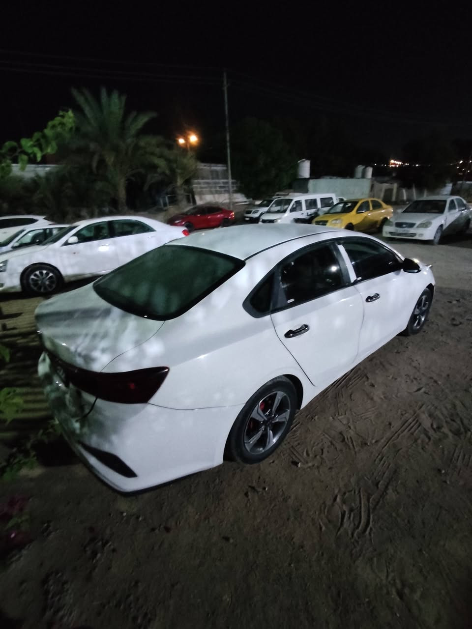 سيراتو 2019 خليجي فول عده بصمه ول فتحه  متجايه  كفاله لغود حوض شواصي كصه عيب شرعي بيه منضومت غاز محرك  1600 دوش رقم سلمانيه دولي بسامينه  تبريد قطعتين مثبت سرعه  مري شفط  سعر 120 وبيه مجال قليل  مكانه نجف رقم ***********
