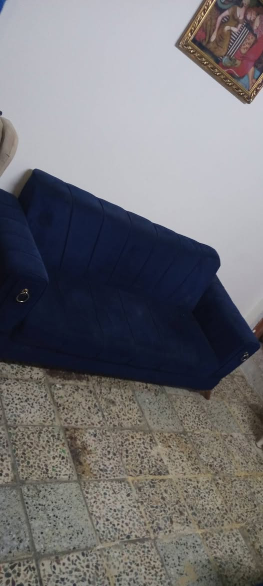 البيع تخم رقم تلفون بي واساب ***********
