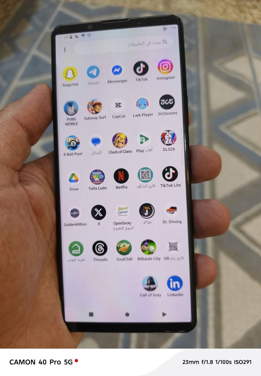 سوني 1مارك3 جهاز ياباني معروف بلكامرا والسلاسة نضافة90 بدون غراض بيه طبع خفيف مينشاف السعر 185الف مكاني بغداد العامرية للاتصال وتساب ***********
