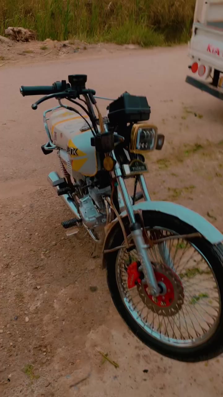 يا الله أسلام عليكم
دراجه تايكر 24كفاله من لتاير لتاير شغل وطلع 
محرك ما مفتوح شركه دراجه حلوه وكاعده 
أوراق كامله السعر 625وبيه مجال مكاني الحديد 
اي ستفسار اتصل ***********
