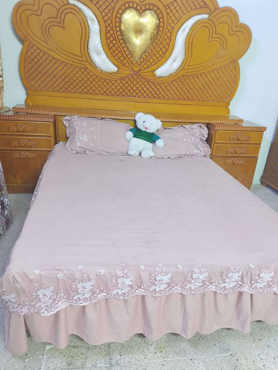 غرفه خشب عراقي ما بيها عيب بس هاي السعر 500


**إذا كنت صاحب هذا الإعلان وتريد حذفه لأي سبب، رجاءا أرسل رسالة إلى الدعم الفني**